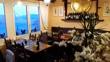 Sie dürfen das Restaurant Borei in Brissago nicht verpassen! Bild des Restaurant von innen